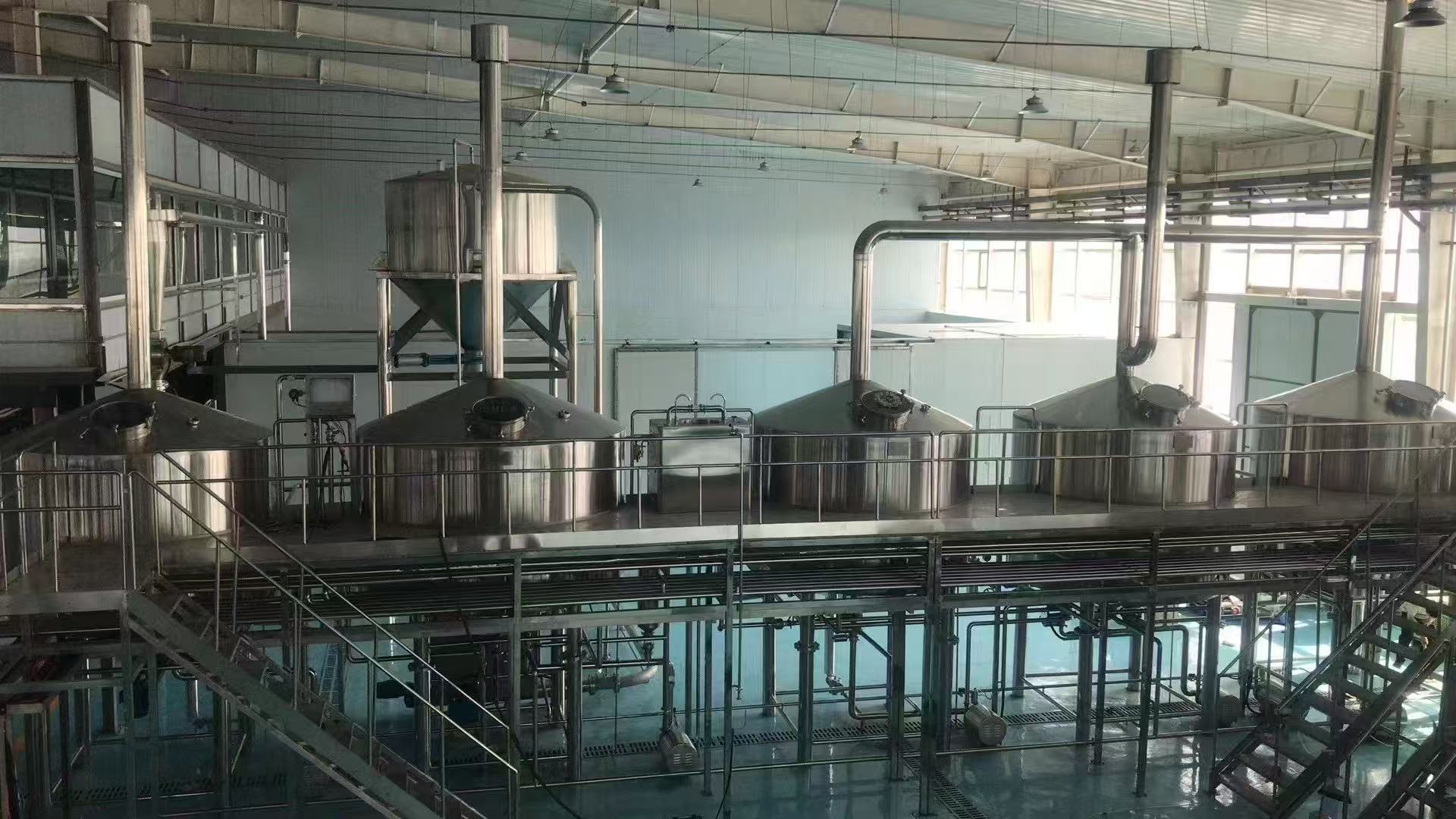 柳南精酿啤酒设备厂—精酿啤酒设备主要生产工艺与核心技术